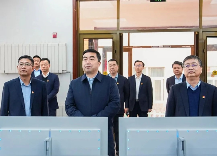 1740788565169084.jpeg 111.jpg