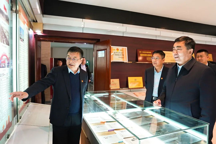 1740788577207349.jpeg 222.jpg