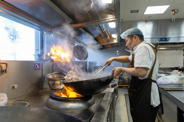 1759597443334318.jpeg 111.jpg